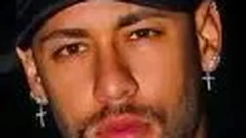 “热血沸腾！全运足球赛事完美收官，男子足球新格局盛放光彩”